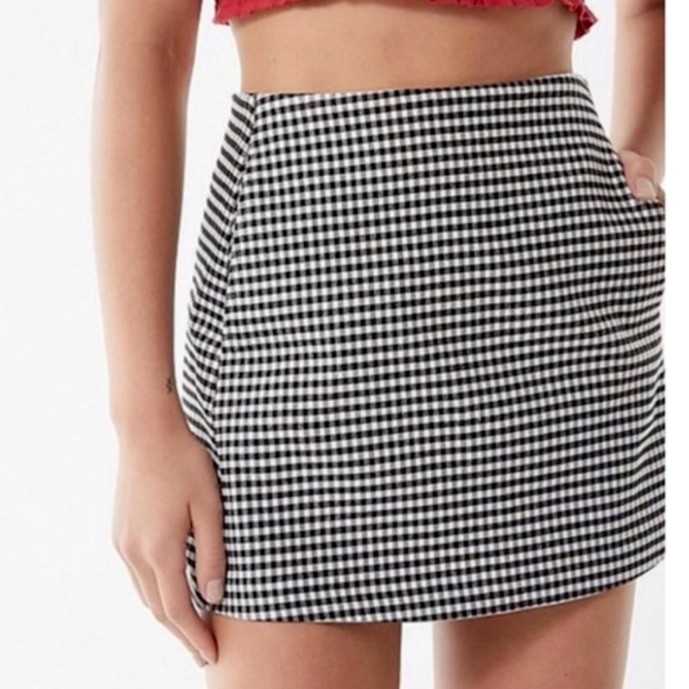 Urban Outfitters Black and white plaid skirt.